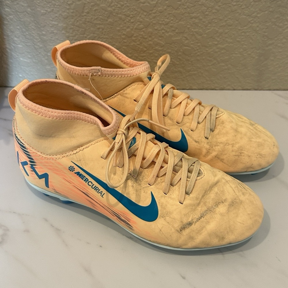 Kylian Mbappé x Nike Kids Mercurial Superfly Soccer Cleat Academy Size 3.5Y